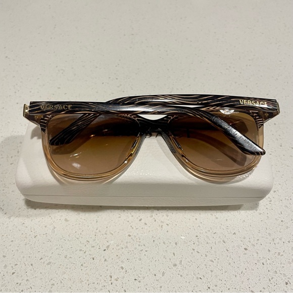 Versace Brown and Gold Sunglasses - Picture 2 of 16